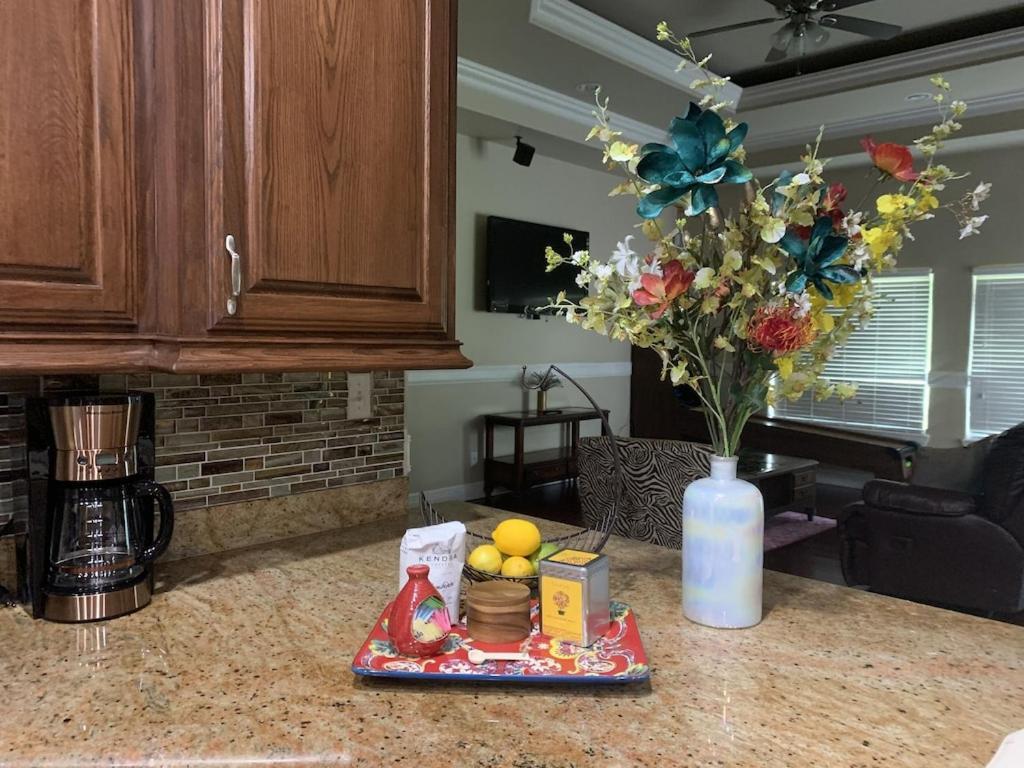 Brownsville Comfort 2 Bedroom 1 Bath , Spacious Kitchen And Outdoor Home מראה חיצוני תמונה